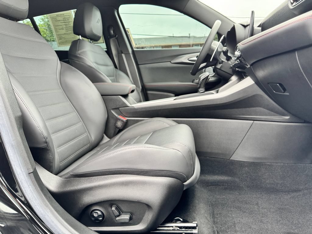 Used 2024 Dodge Hornet R/T Plus w/ R/T Blacktop Package AWD/4WD image 10