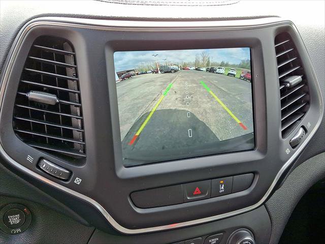 Used 2022 Jeep Cherokee Latitude Lux w/ Sun & Sound Group image 15