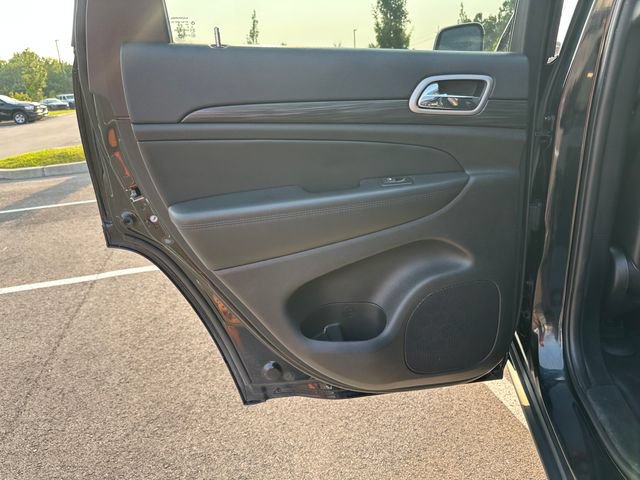 Used 2021 Jeep Grand Cherokee Laredo X AWD/4WD image 29