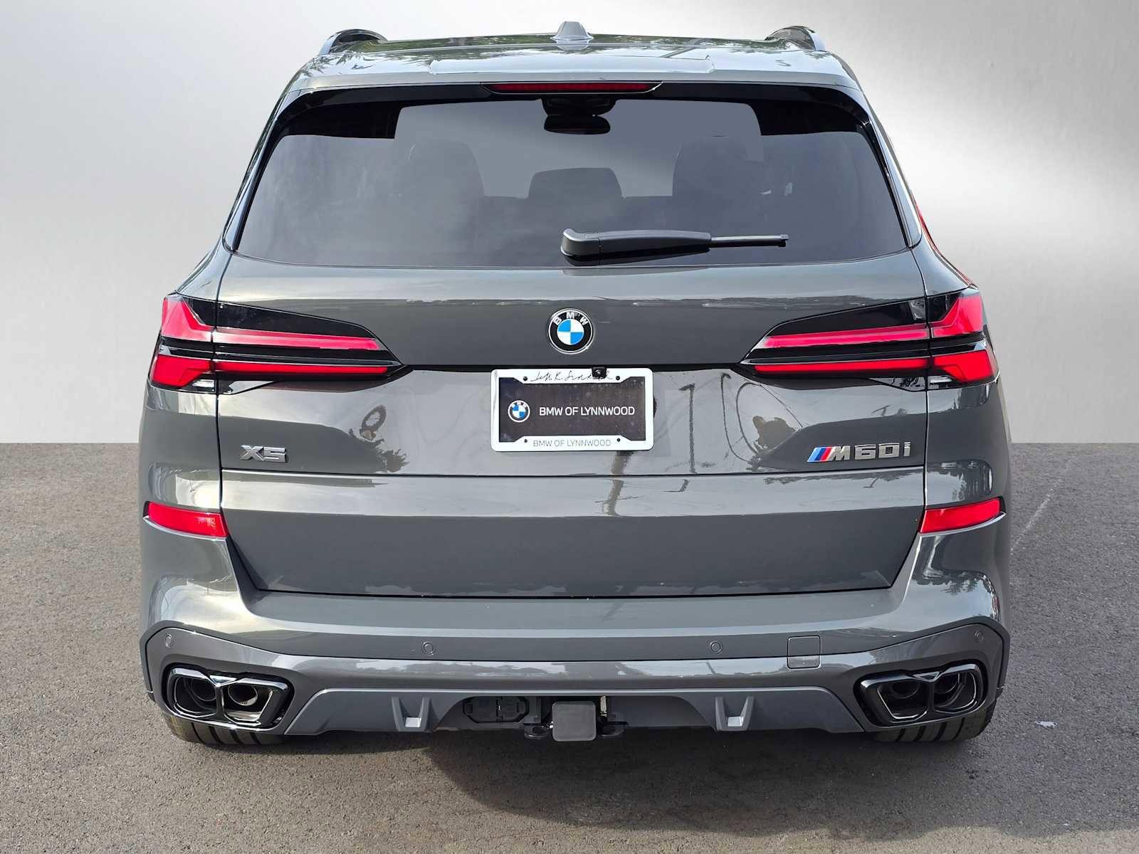 New 2026 BMW X5 M60i image 4