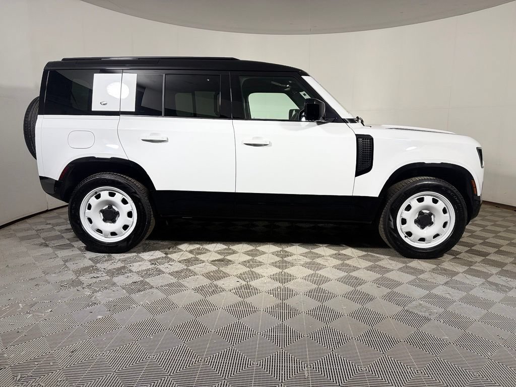 Used 2022 Land Rover Defender 110 X-Dynamic HSE AWD/4WD image 8