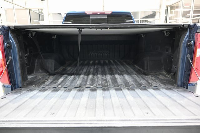 Used 2019 Chevrolet Silverado 1500 High Country w/ Technology Package image 7