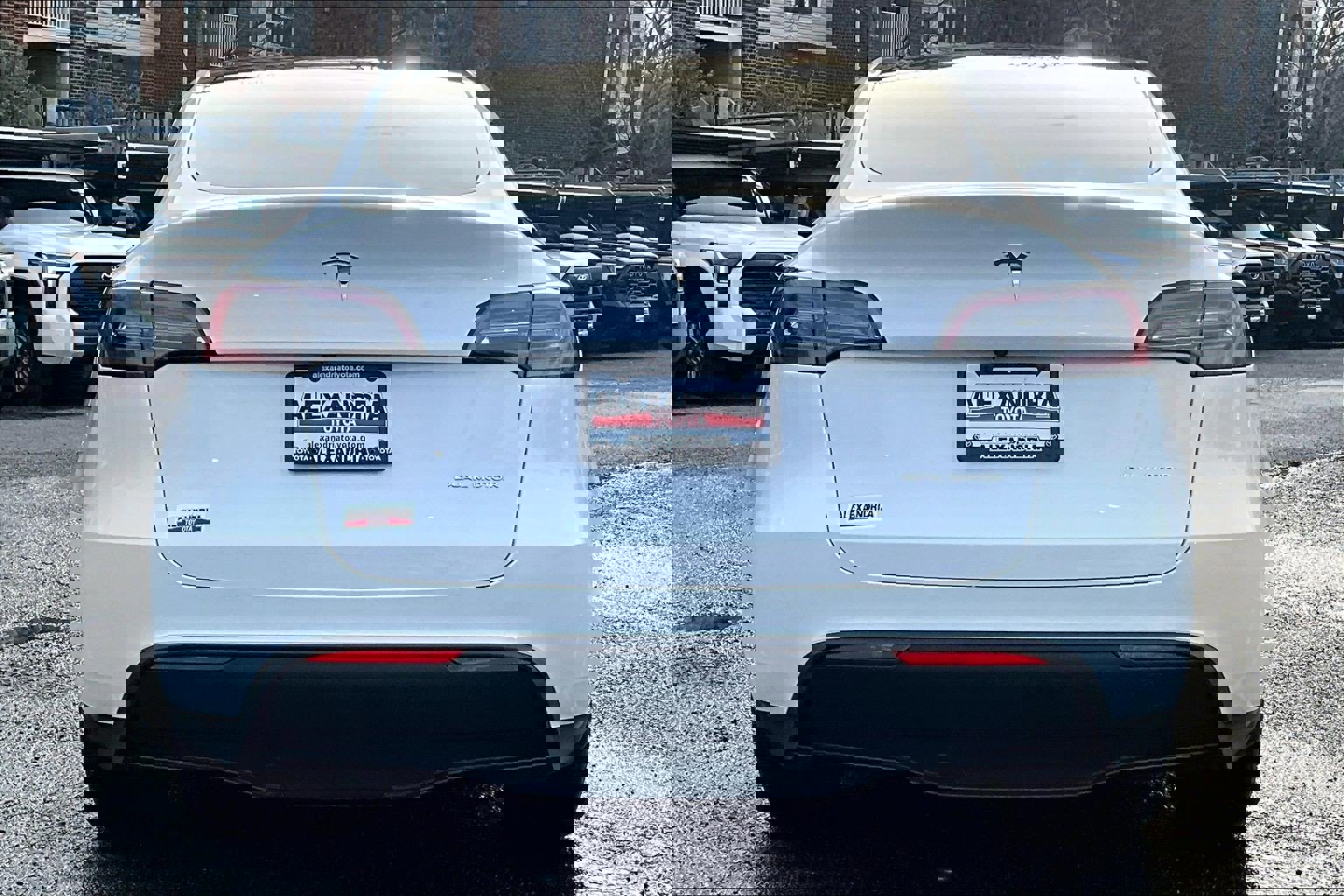 Used 2023 Tesla Model Y Long Range image 4