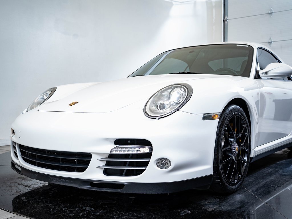 Used 2012 Porsche 911 Turbo S image 20