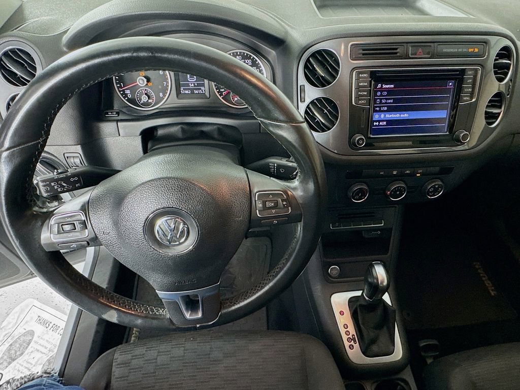 Used 2018 Volkswagen Tiguan Limited w/ Premium Package FWD image 13