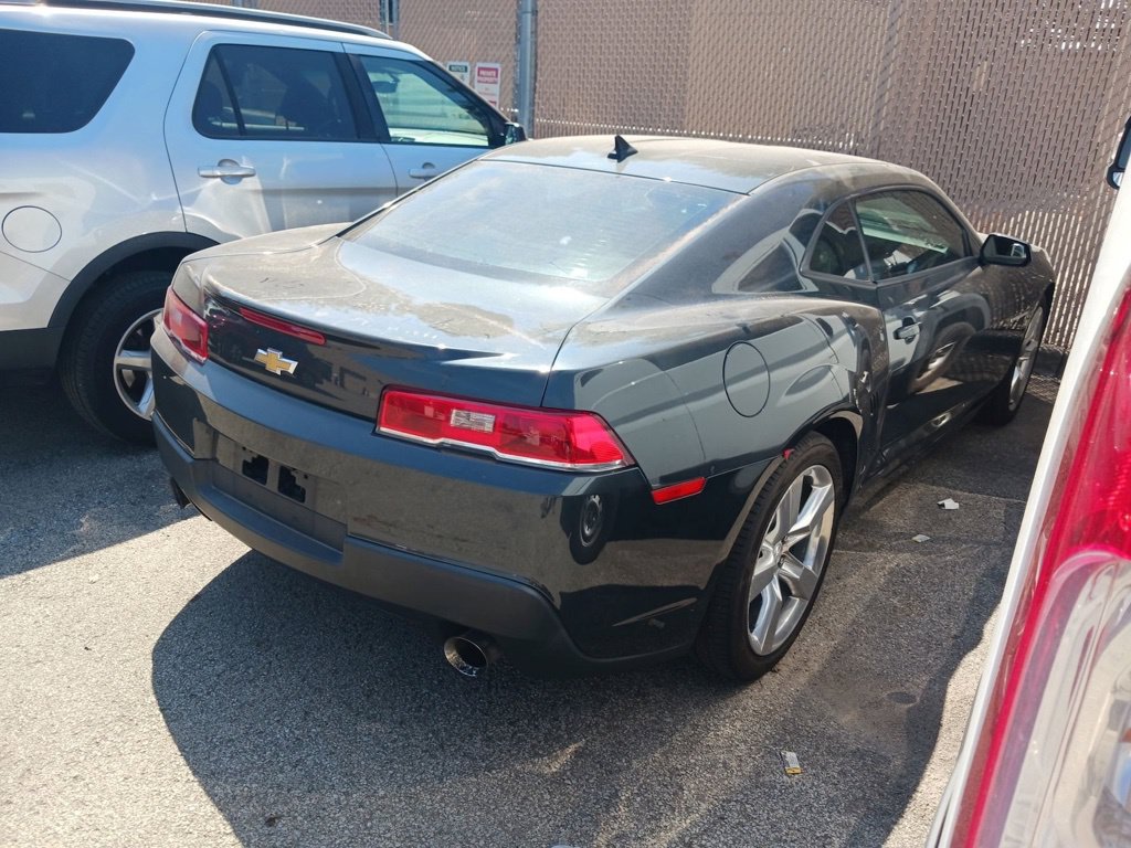 Used 2015 Chevrolet Camaro LS RWD image 3