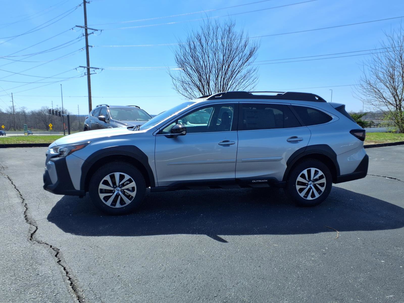Certified 2025 Subaru Outback Premium image 17