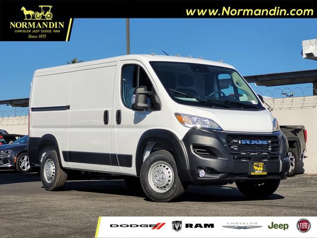 New 2026 RAM ProMaster 2500 w/ Convenience Group