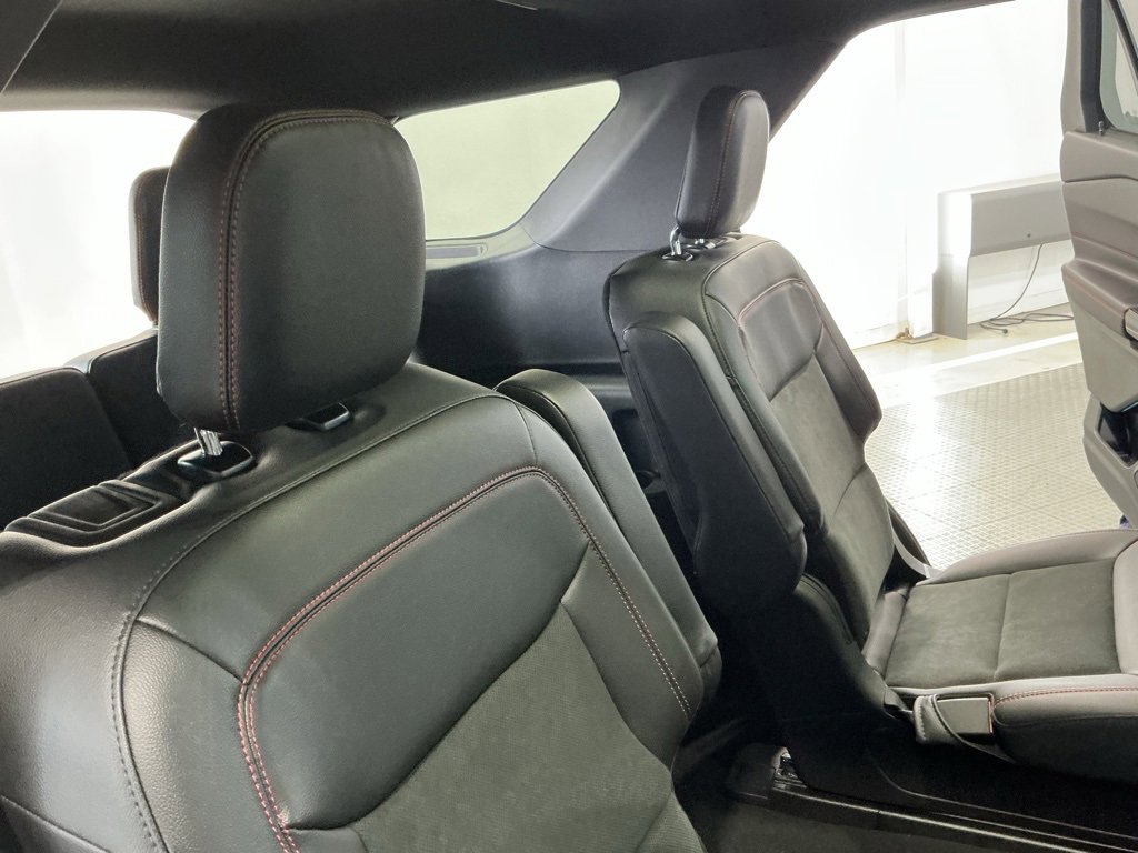 Used 2023 Ford Explorer ST-Line image 35