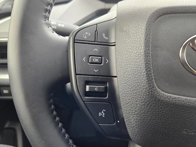 Used 2025 Toyota Prius LE FWD image 25