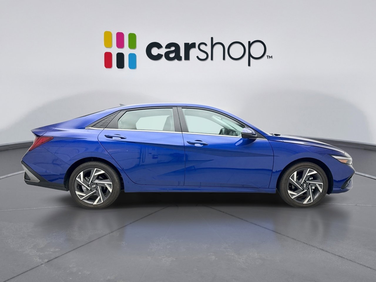 Used 2025 Hyundai Elantra Limited FWD image 6