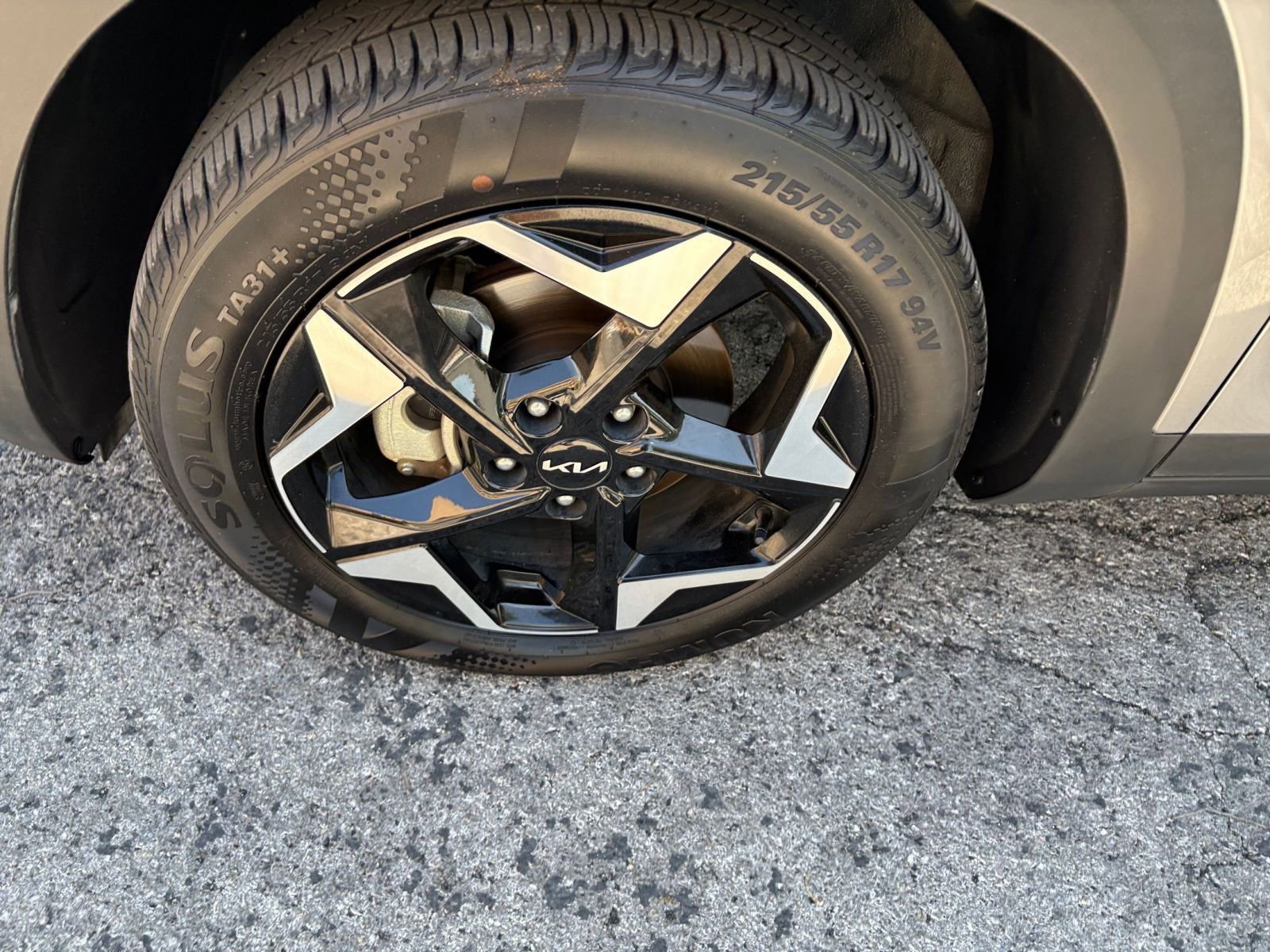 Used 2025 Kia Seltos S FWD image 24