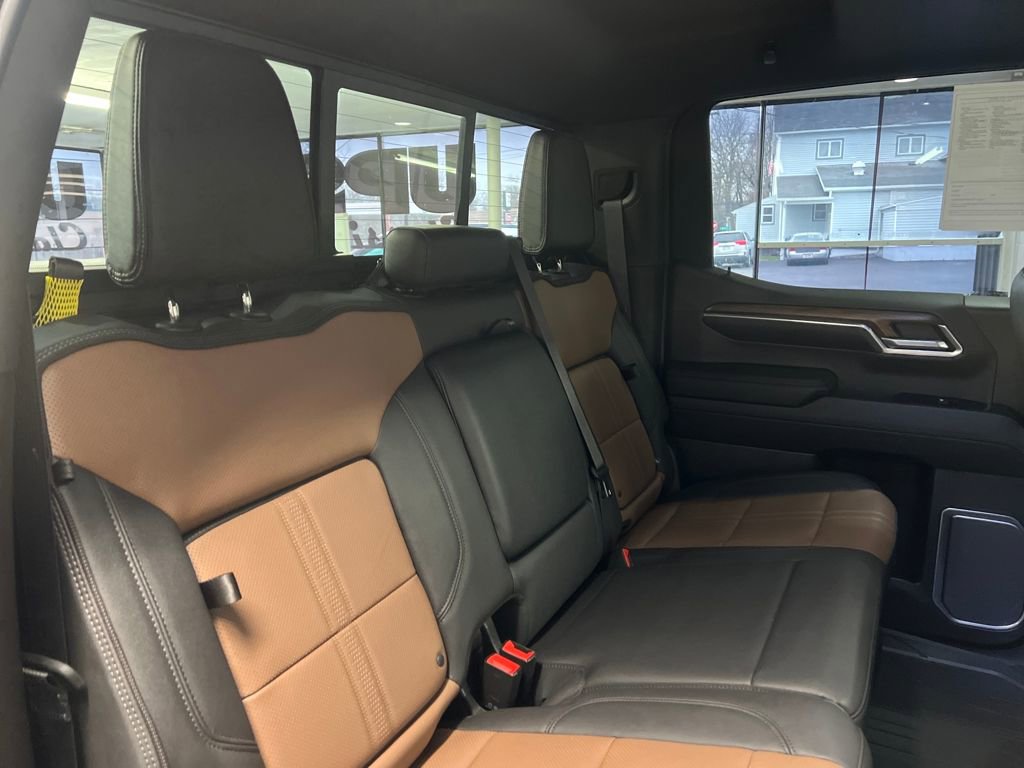 Used 2023 Chevrolet Silverado 1500 High Country w/ High Country Premium Package image 47