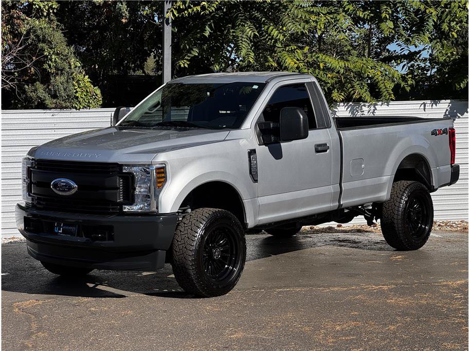 Used 2019 Ford F350 XL w/ Snow Plow Prep Package AWD/4WD image 8
