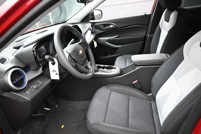 New 2026 Chevrolet Trax LS FWD image 8
