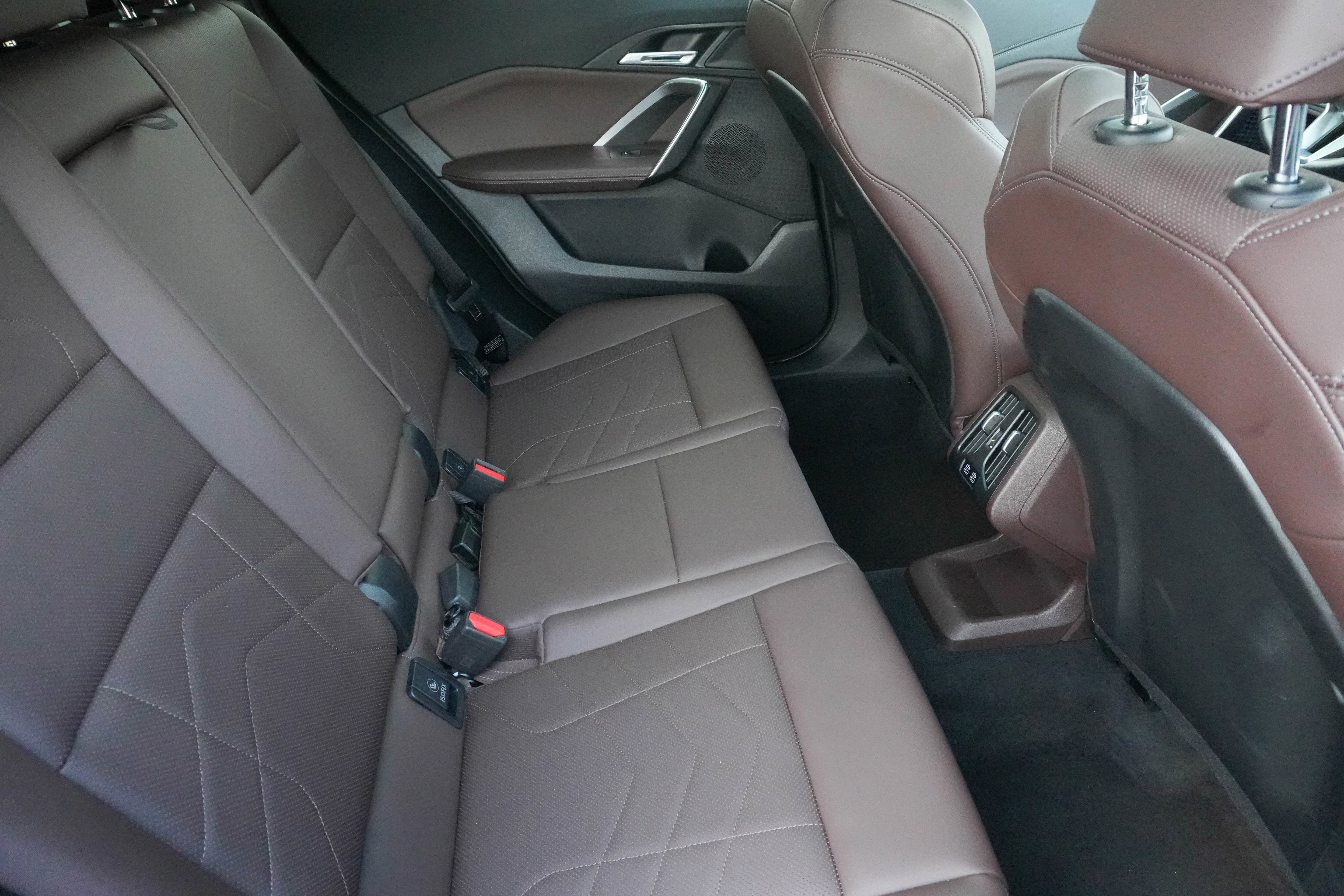 Certified 2025 BMW X2 xDrive28i image 35