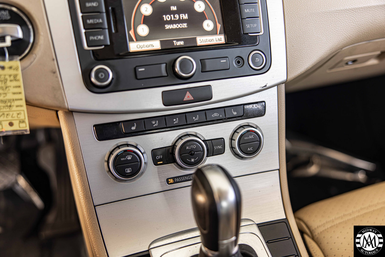 Used 2015 Volkswagen CC R-Line image 26