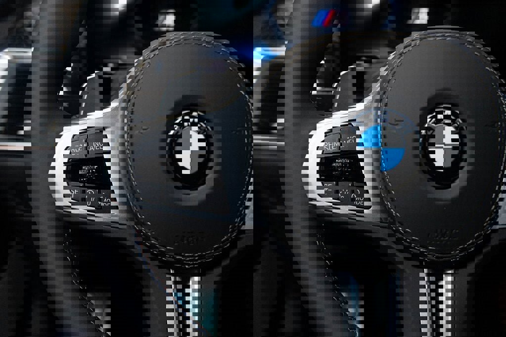 New 2026 BMW X6 M60i image 27