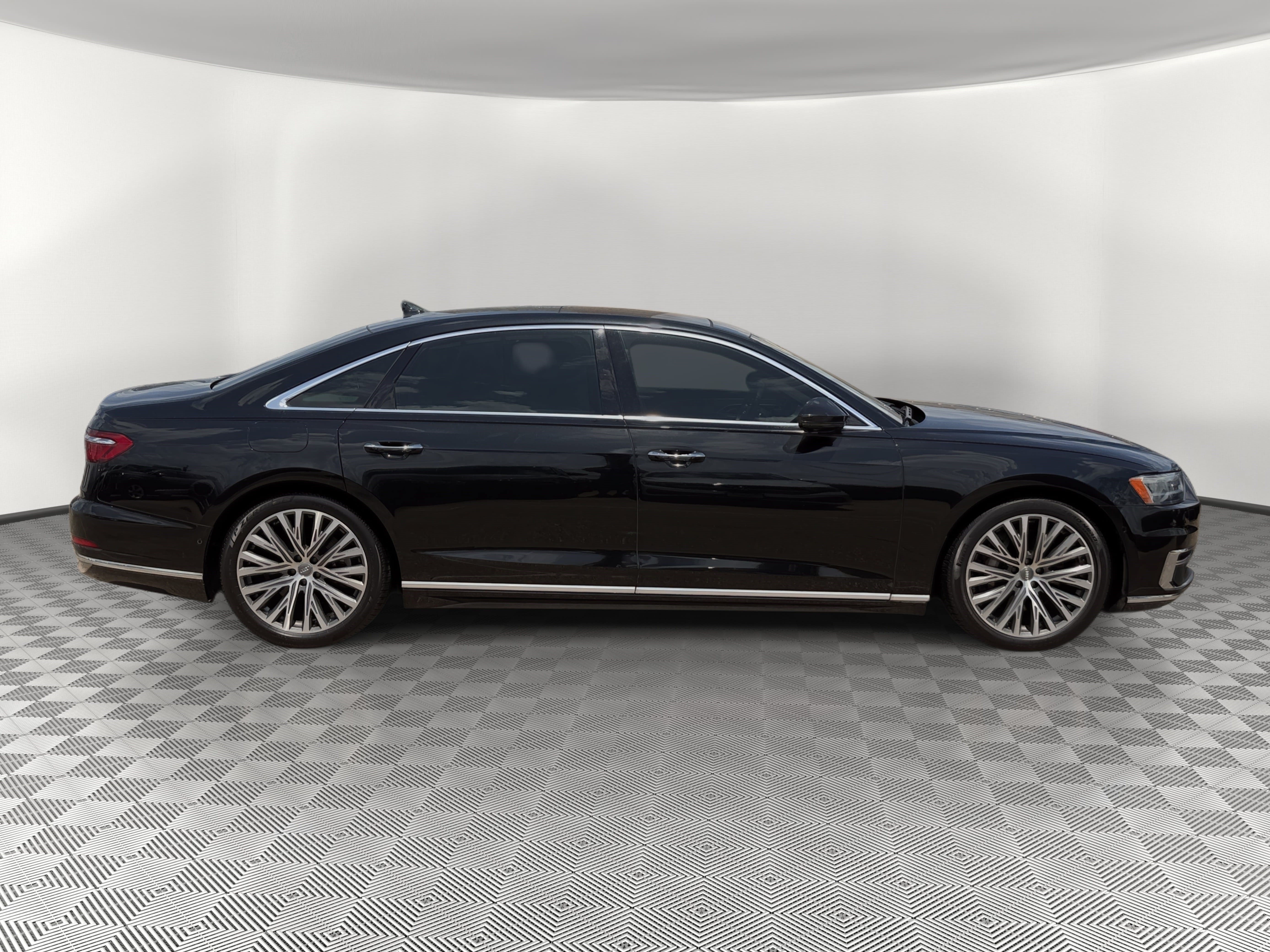 Used 2019 Audi A8 L 3.0T w/ Executive Package AWD/4WD image 8