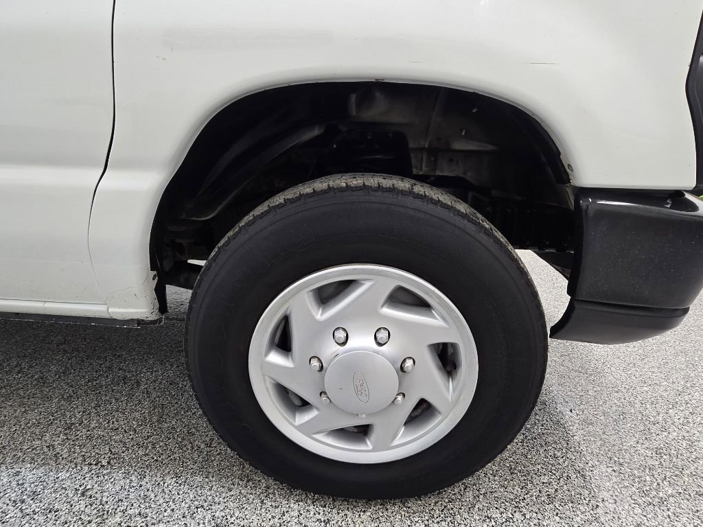 Used 2011 Ford E-150 and Econoline 150 w/ PWR Group image 20