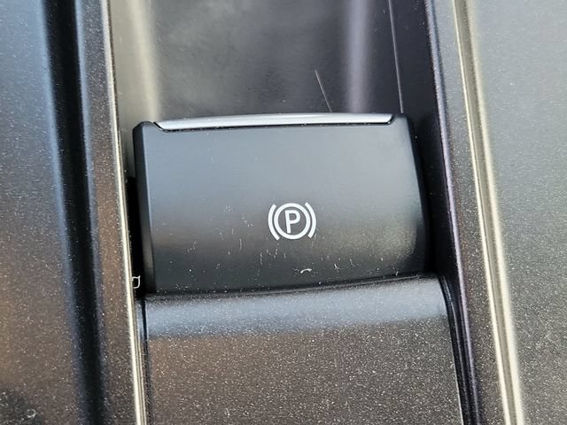 Used 2026 Ford Explorer Active RWD image 17