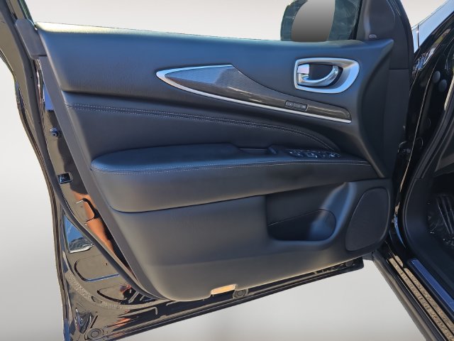 Used 2020 INFINITI QX60 Luxe AWD/4WD image 18