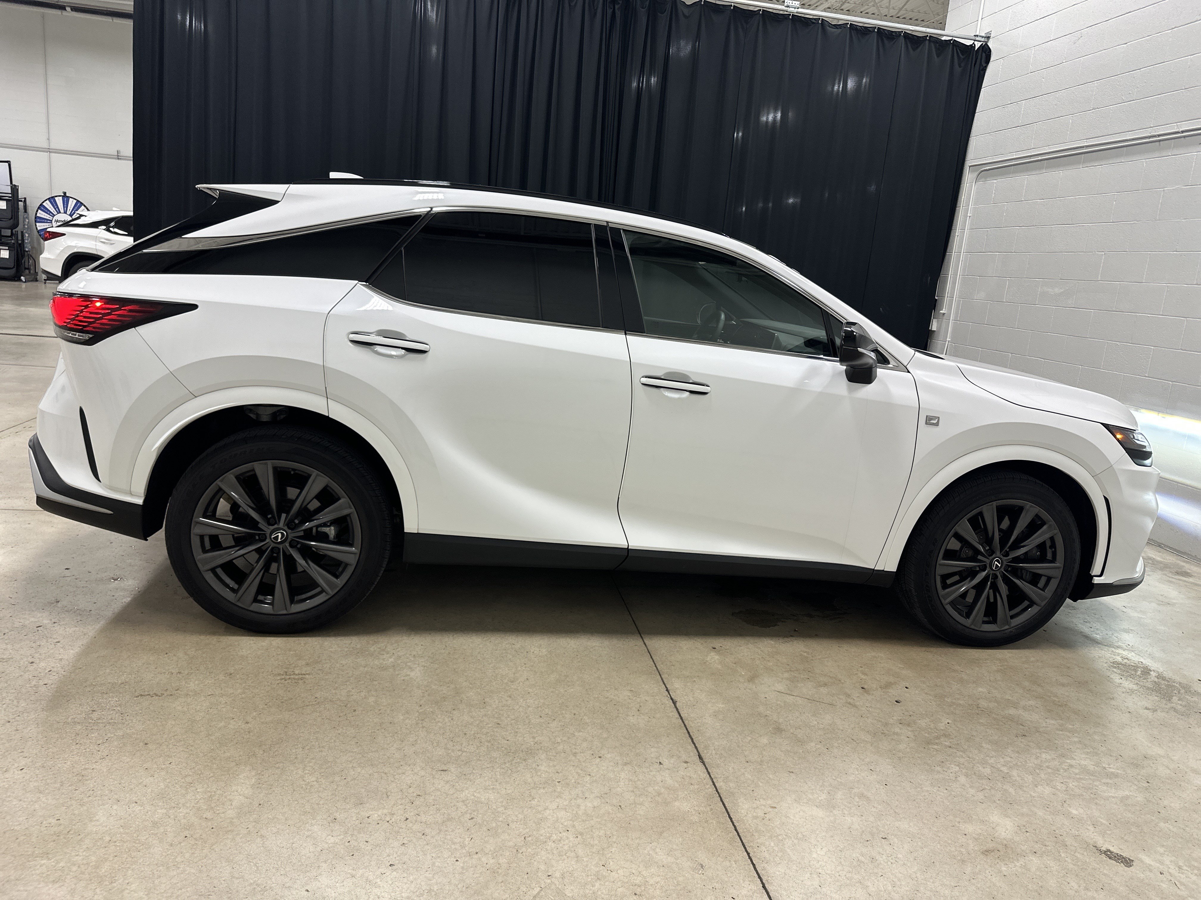 Used 2023 Lexus RX 350 F Sport w/ Accessory Package AWD/4WD image 13