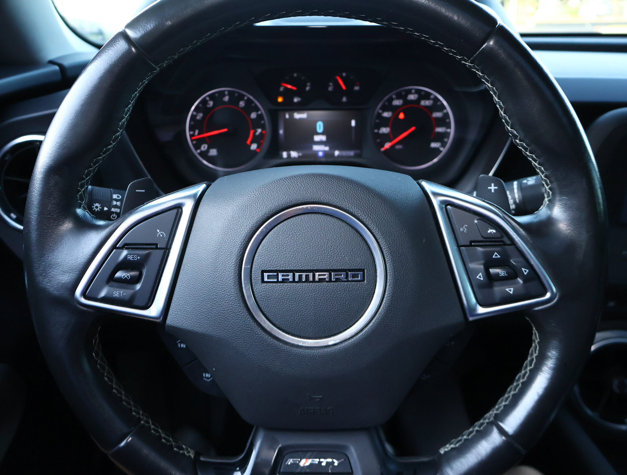 Used 2017 Chevrolet Camaro LT RWD image 10