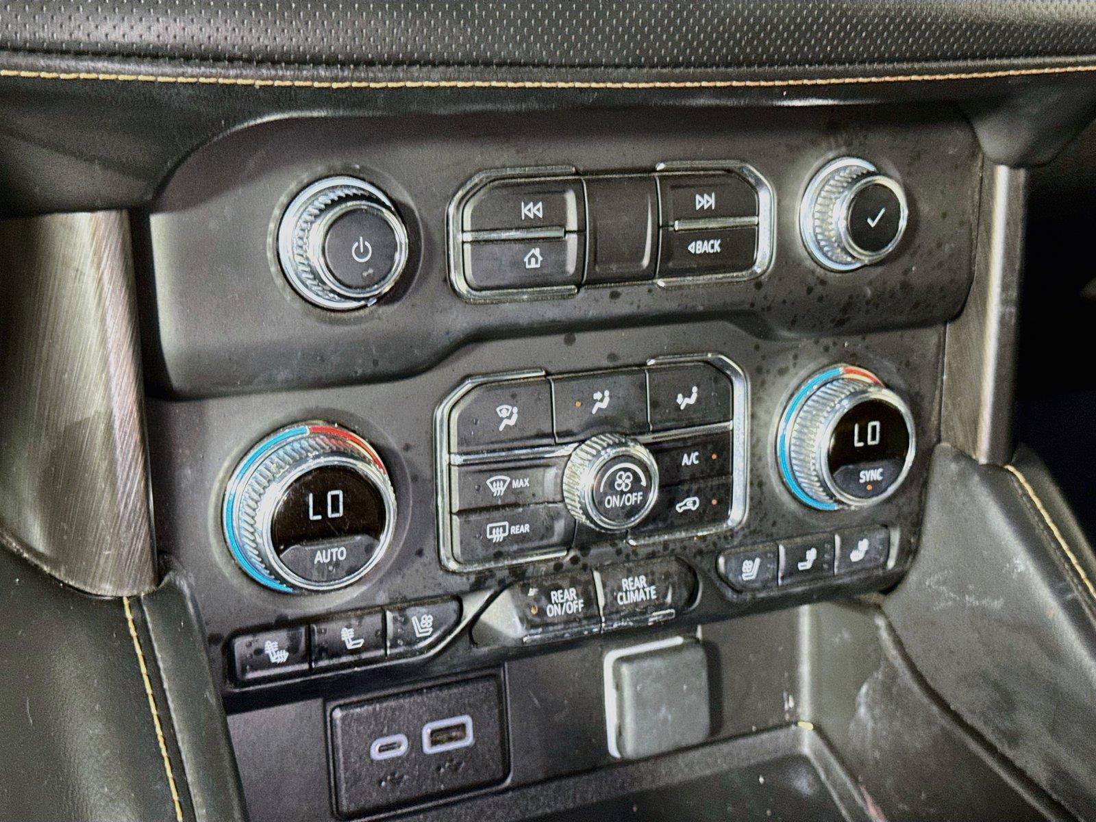 Certified 2024 GMC Yukon XL AT4 w/ Technology Package AWD/4WD image 14