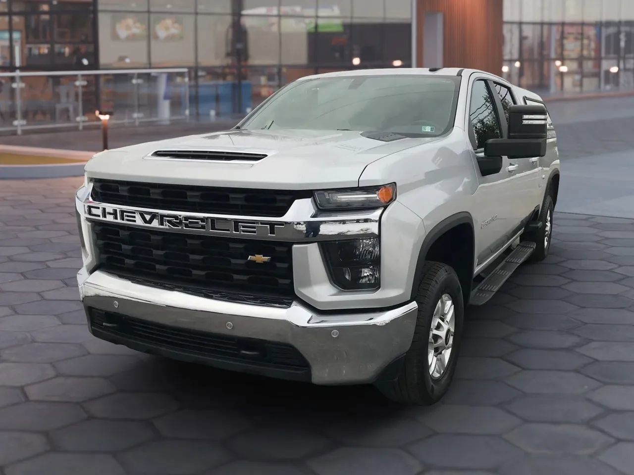 Used 2020 Chevrolet Silverado 2500 LT w/ Fleet Comfort Package image 6