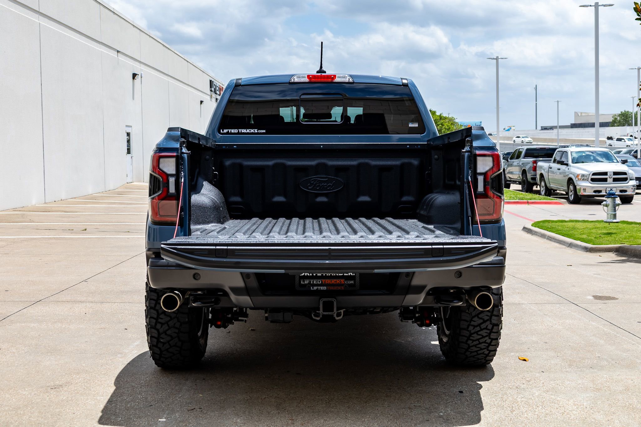 Used 2025 Ford Ranger Raptor AWD/4WD image 9