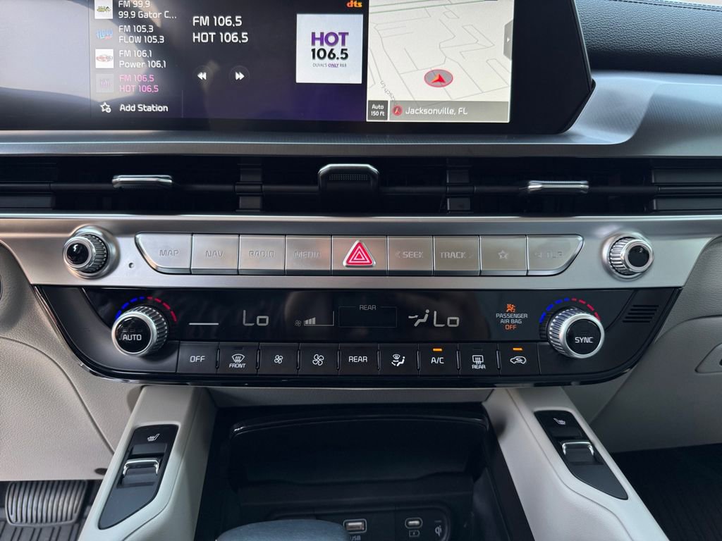 Used 2025 Kia Telluride S FWD image 22