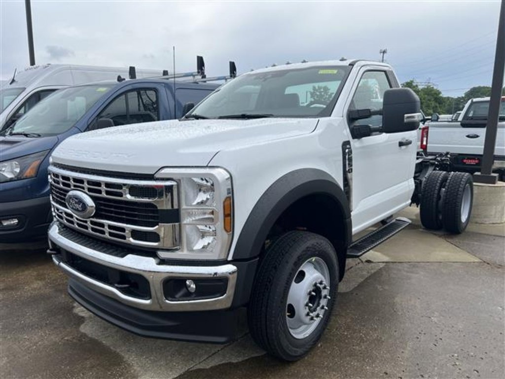 New 2025 Ford F550 2WD Regular Cab Super Duty