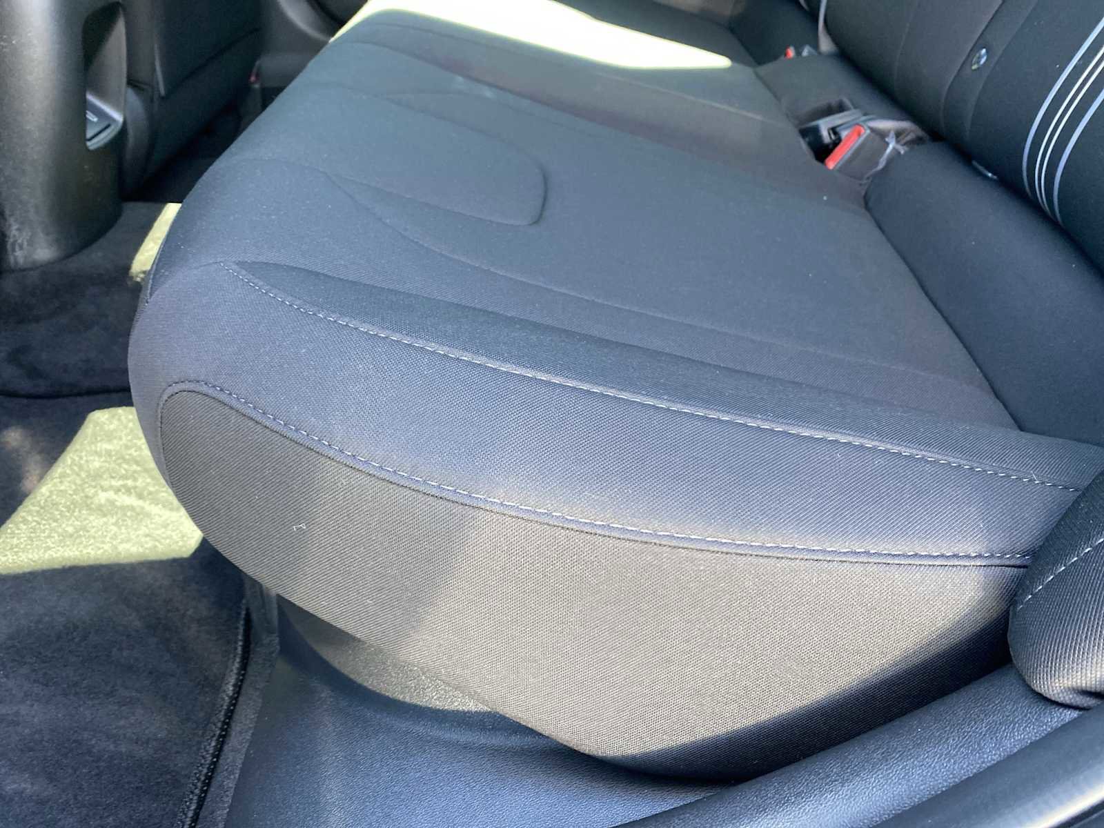 Certified 2025 Hyundai Elantra Blue image 29