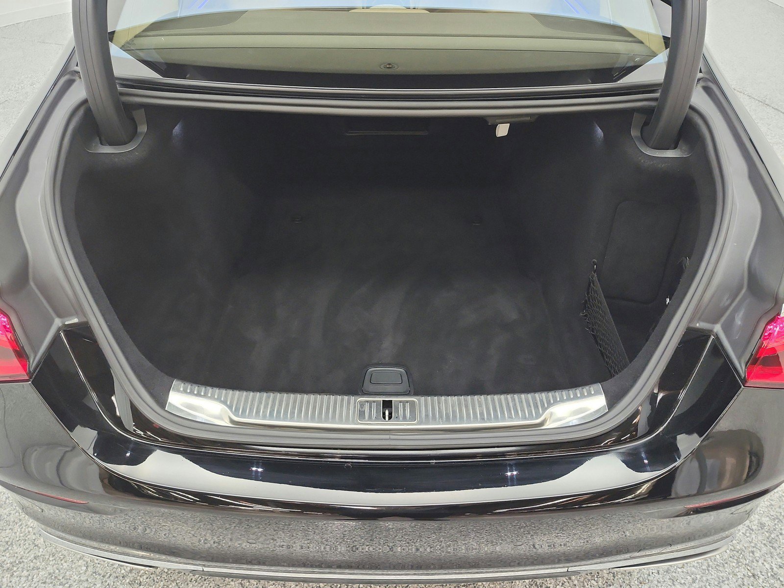 Certified 2023 Mercedes-Benz S 500 4MATIC image 24