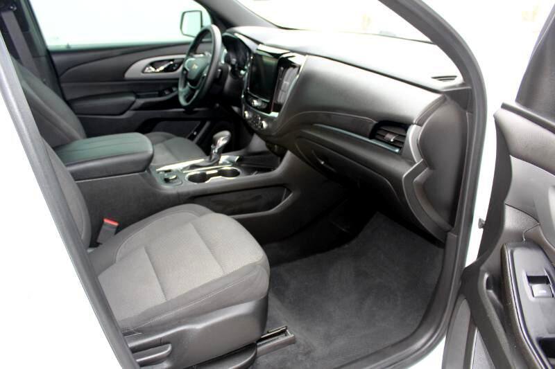 Used 2023 Chevrolet Traverse LT image 22