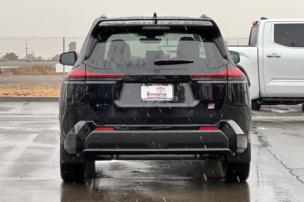 New 2026 Toyota RAV4 AWD Plug-in Hybrid image 5
