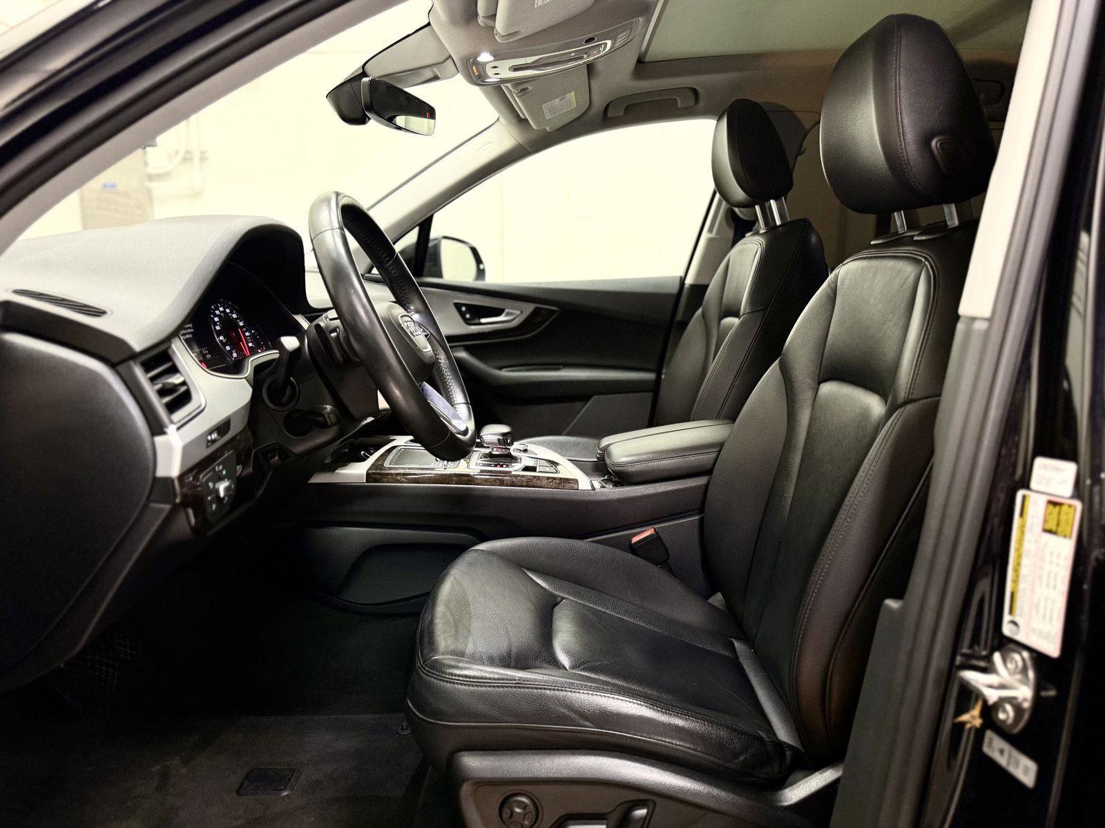 Used 2019 Audi Q7 2.0T Premium w/ Convenience Package image 11