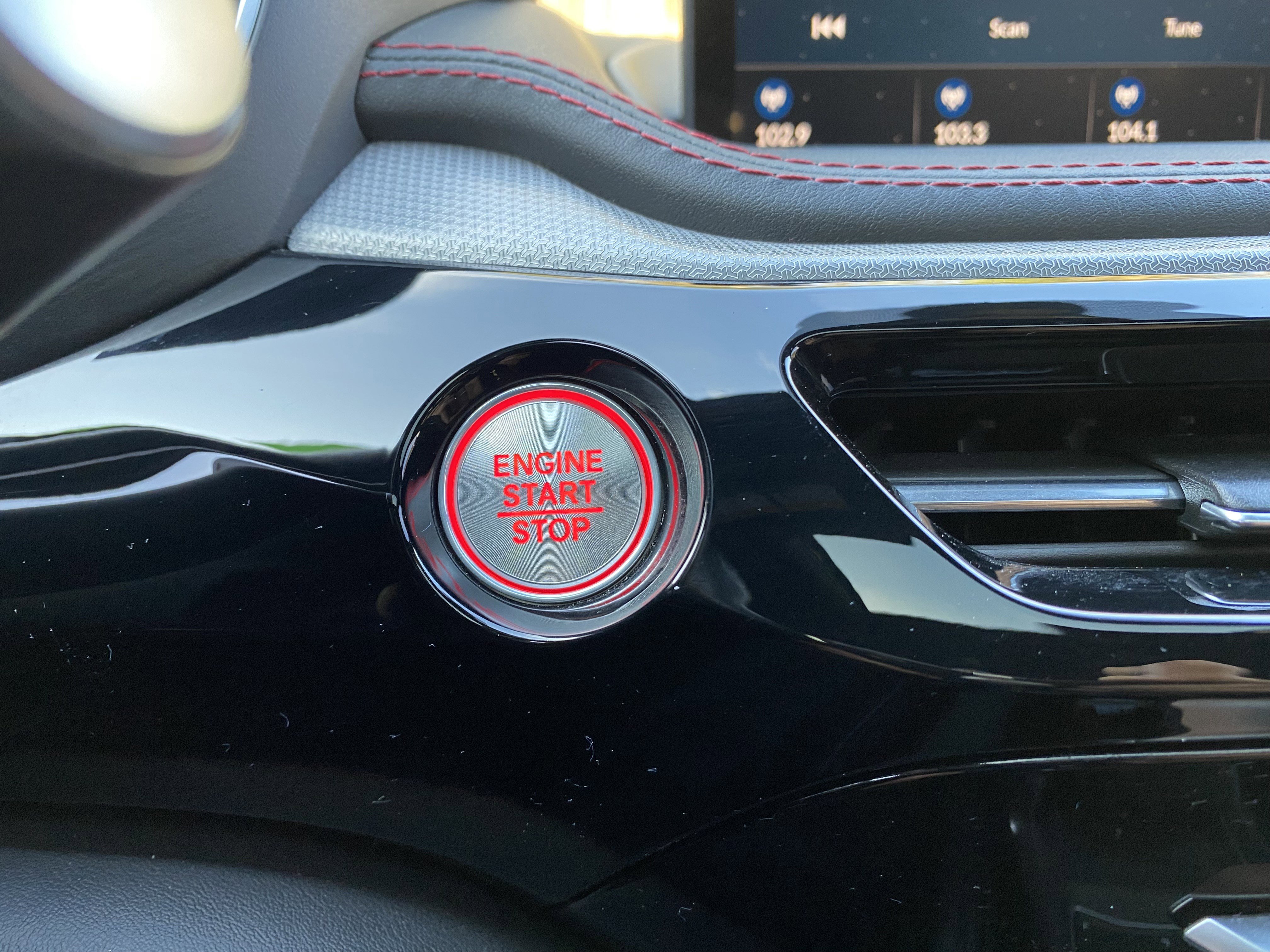 Used 2022 Acura MDX A-Spec image 28