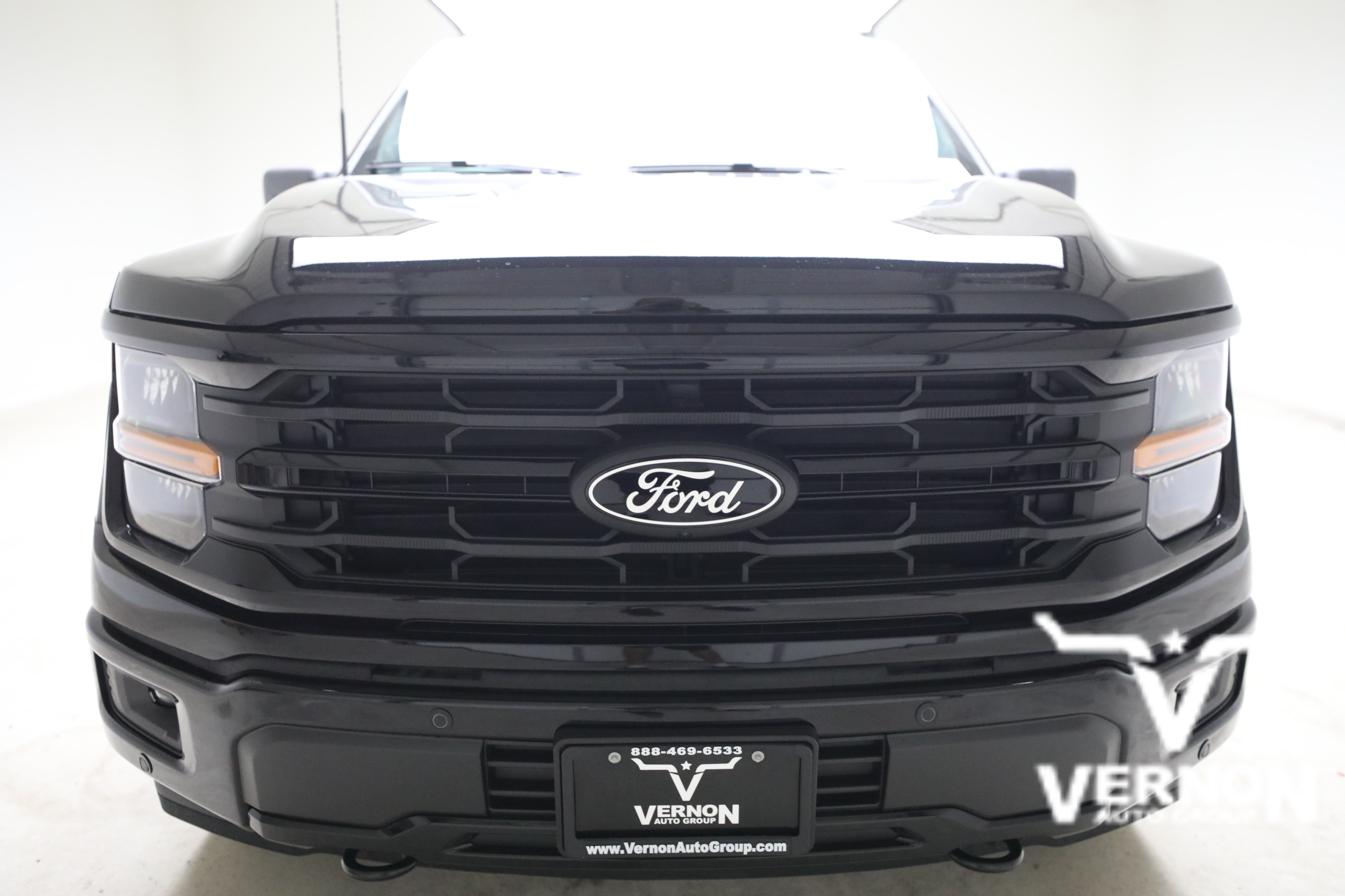 New 2026 Ford F150 XLT w/ Equipment Group 302A MID AWD/4WD image 8