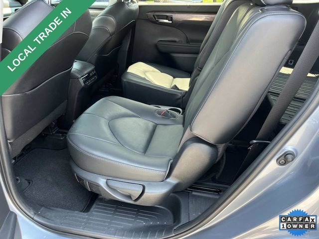 Used 2021 Toyota Highlander Platinum AWD/4WD image 18