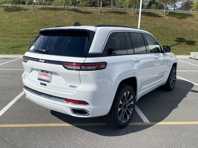 New 2025 Jeep Grand Cherokee Overland image 8