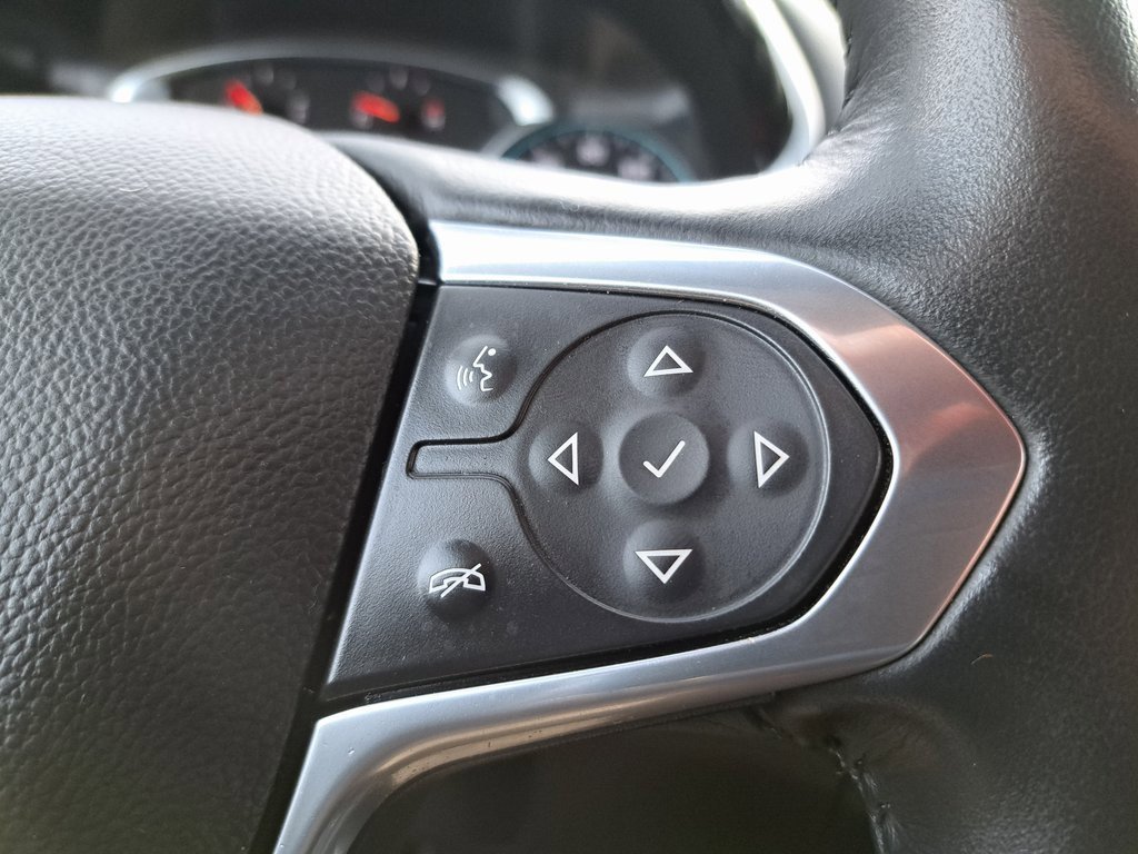 Used 2022 Chevrolet Traverse RS image 20