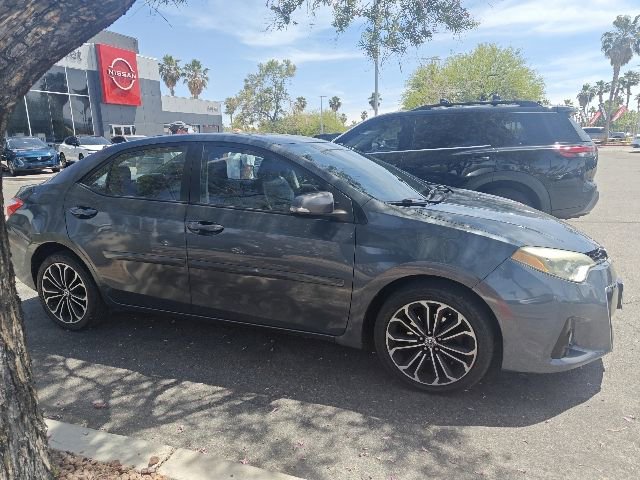 Used 2014 Toyota Corolla S FWD image 2