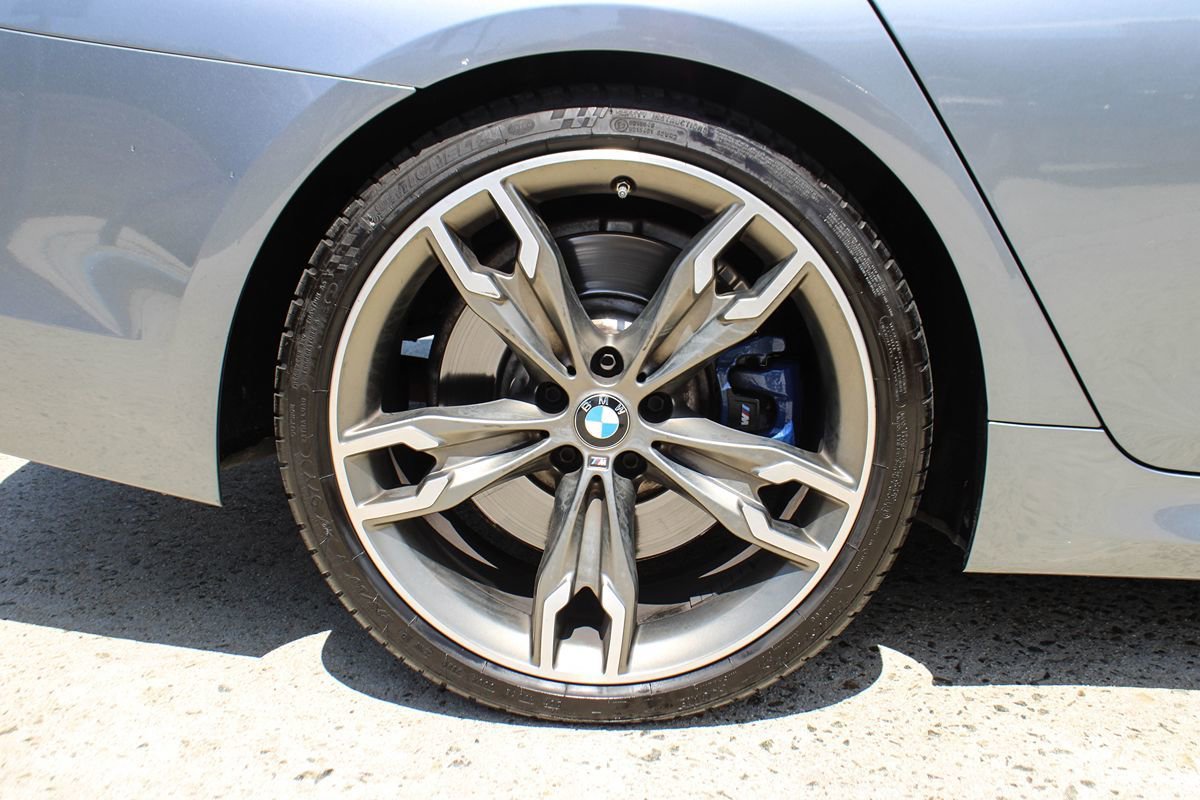 Used 2020 BMW M550i xDrive w/ Executive Package AWD/4WD image 40