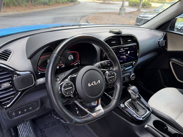 Certified 2024 Kia Soul GT-Line FWD image 12