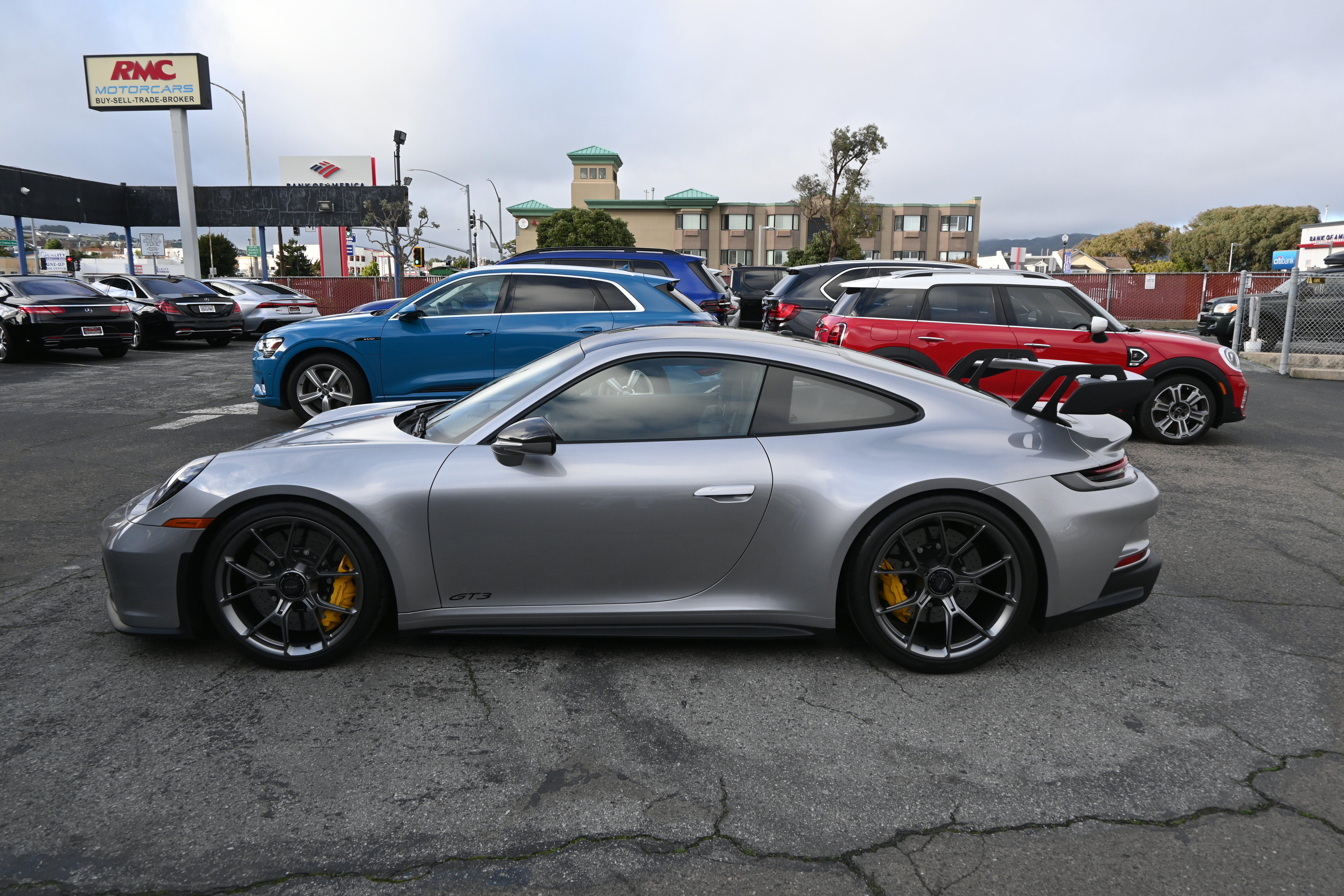 Used 2022 Porsche 911 GT3 RWD image 3