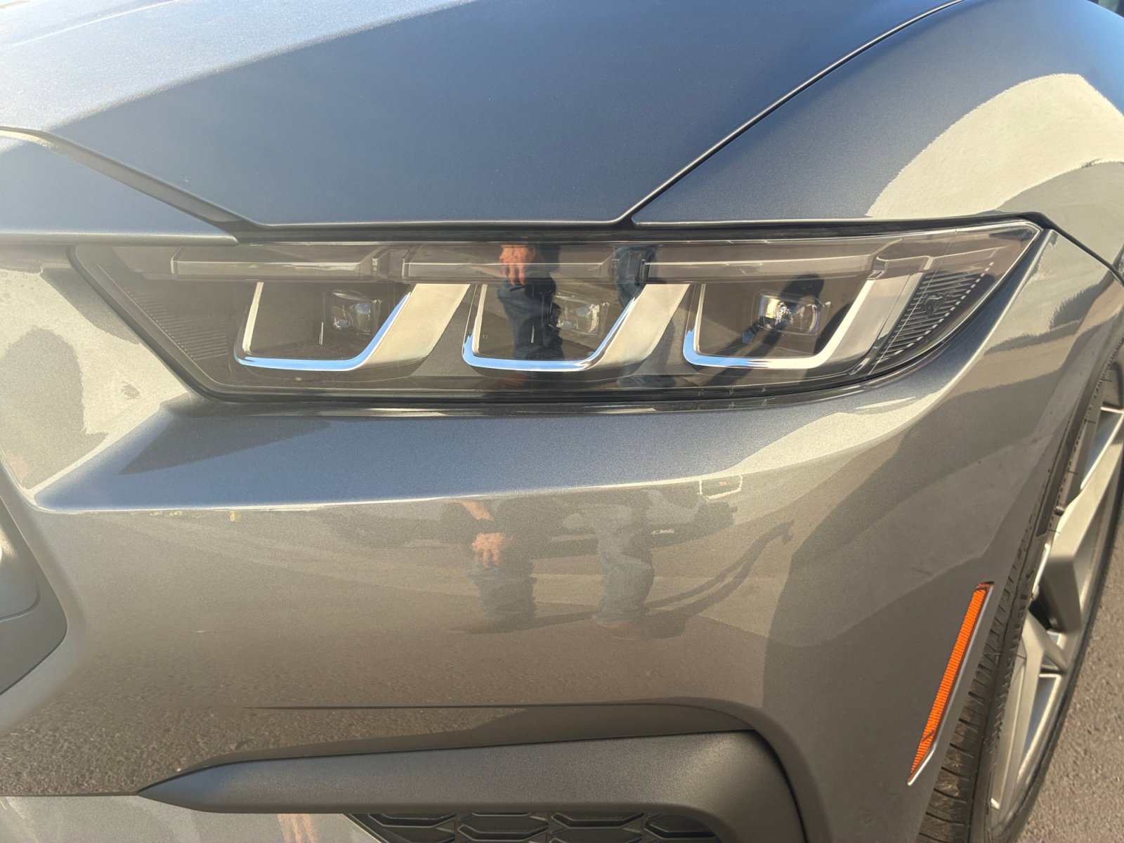 Used 2025 Ford Mustang EcoBoost image 9