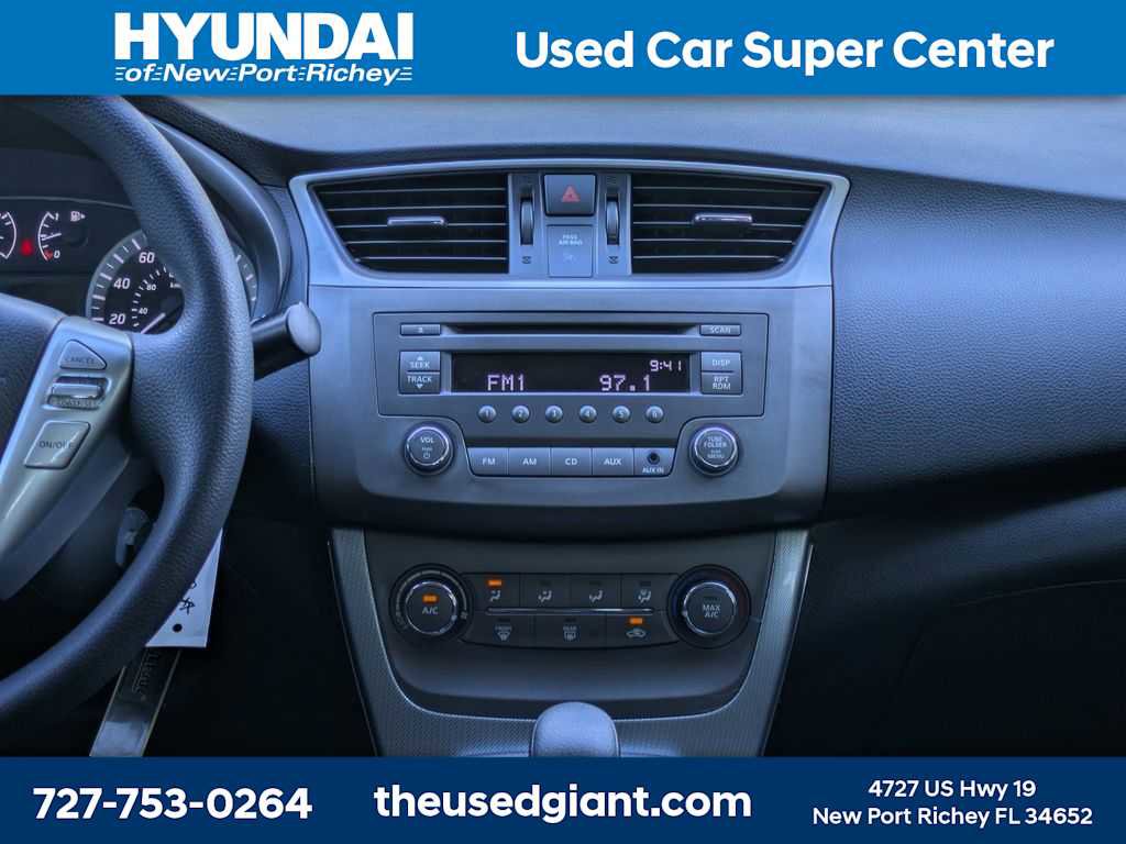 Used 2013 Nissan Sentra SR FWD image 19