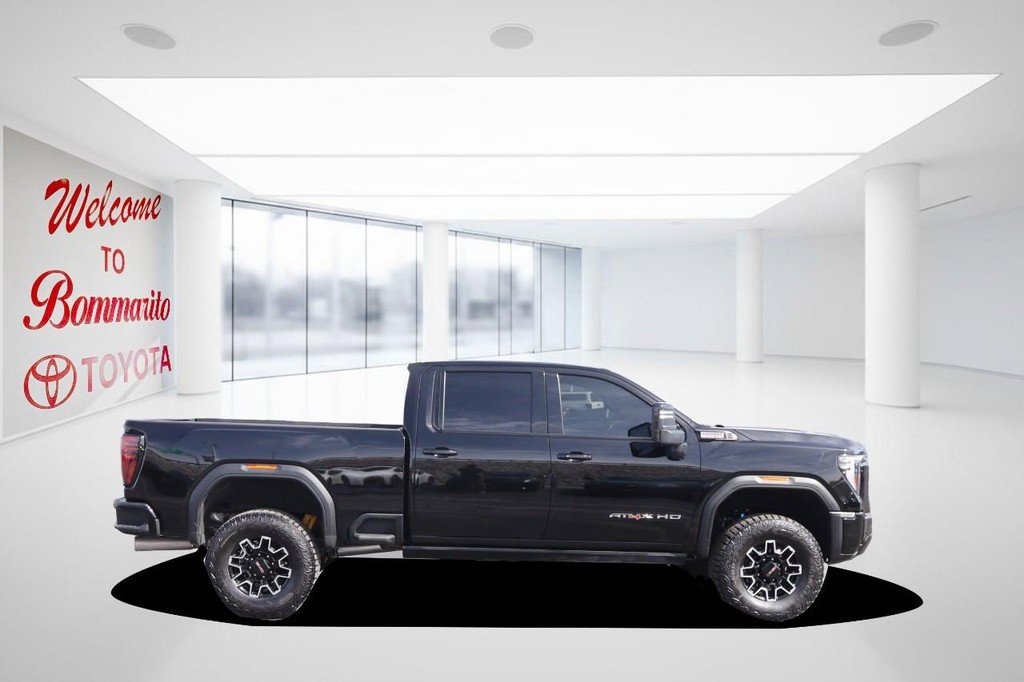 Used 2026 GMC Sierra 2500 AT4X image 5